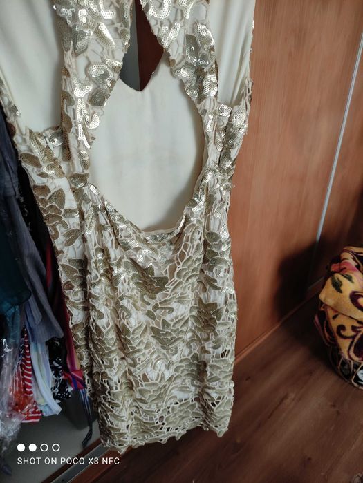 Vestido praticamente novos