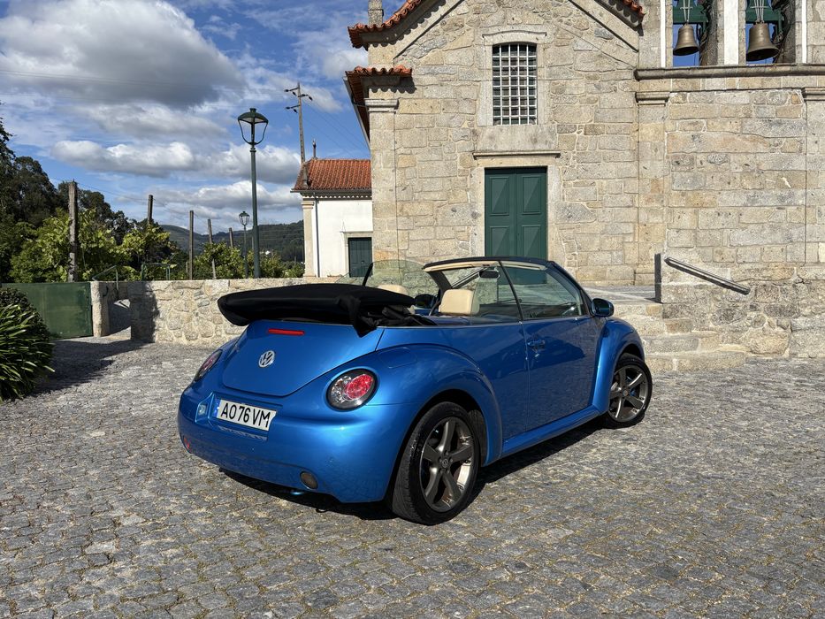 VW Beetle Cabrio 1.9TDI de 2004 - Excelente estado