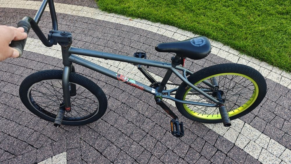 Rower BMX Mongoose Capture