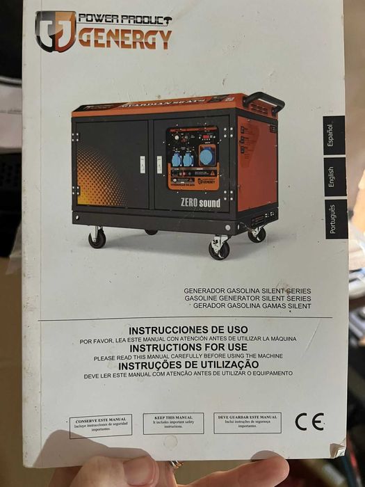 um gerador a gasolina de 6000w.