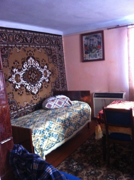 Продаж будинку з землею