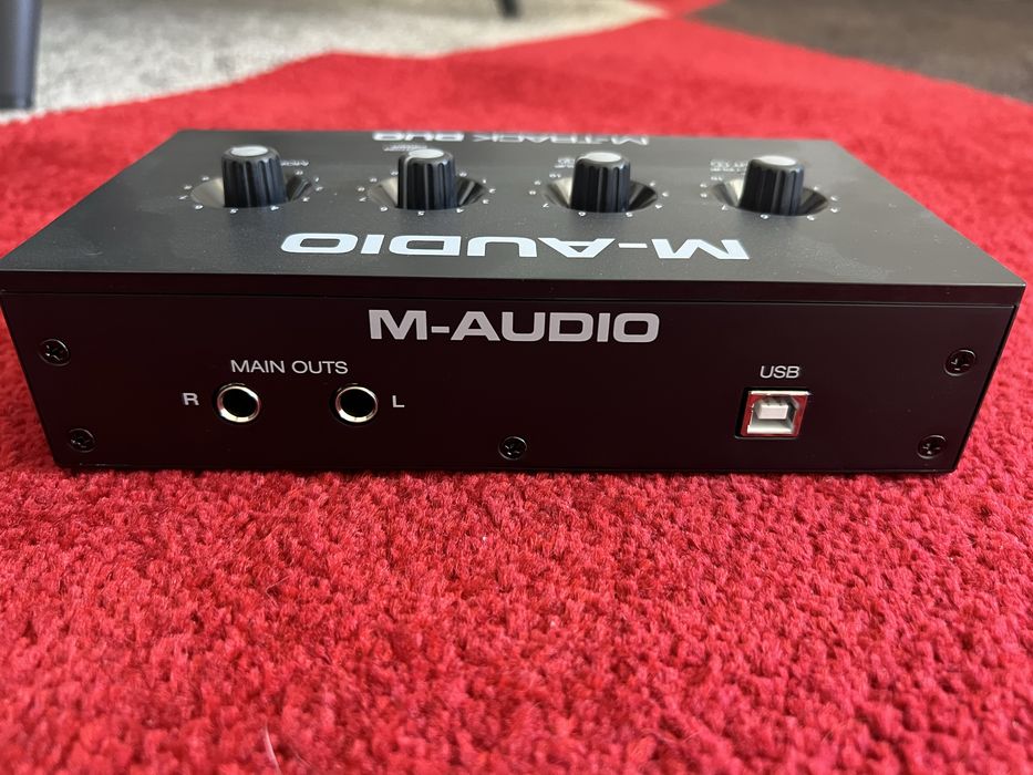 M-Audio M-Track DUO USB - analog interface