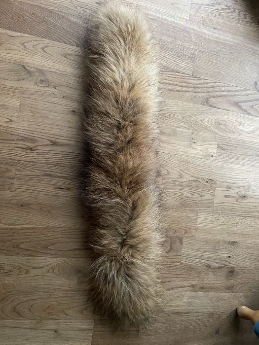 Kołnierz szal jenot lisa futro naturalne