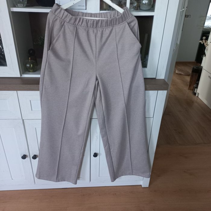 Spodnie damskie mohito i stradivarius