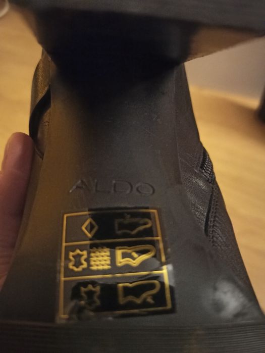 Botins Elassa Aldo Pretas (tamanho 37)