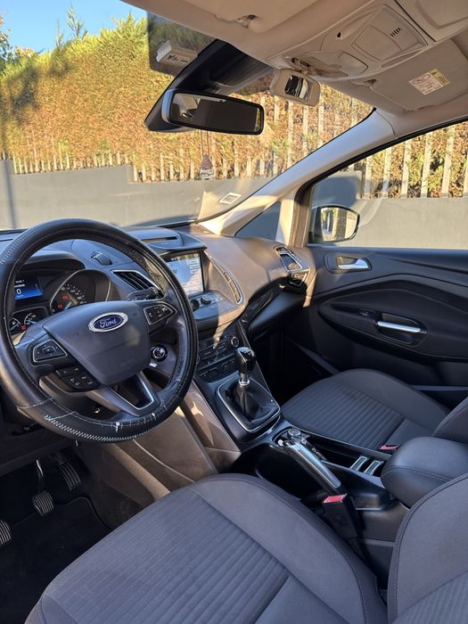 Ford C-Max Titanium 1.5 TDCi 120 cv | 2017 | Único proprietário | Histórico Ford