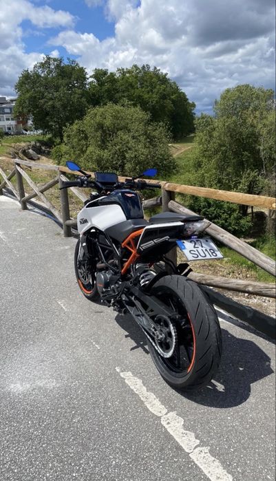 Ktm duke 125cc de 2017 branca