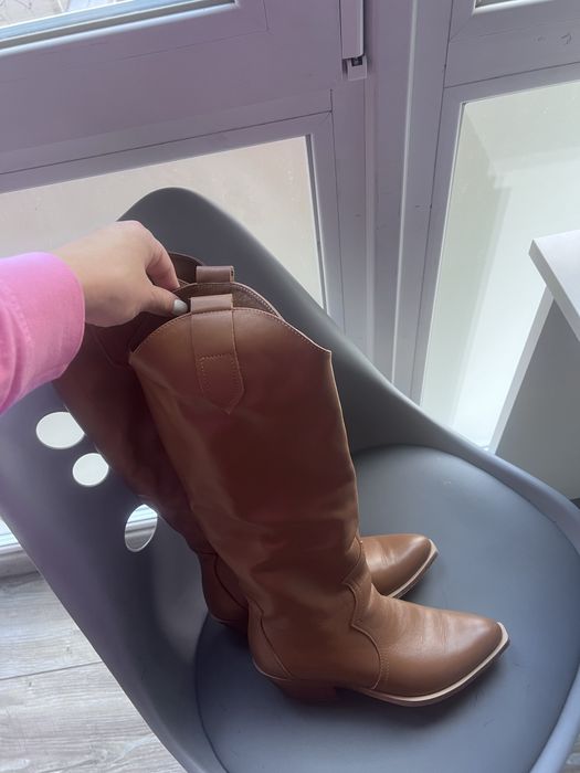 Продам козаки 1 рас одеты