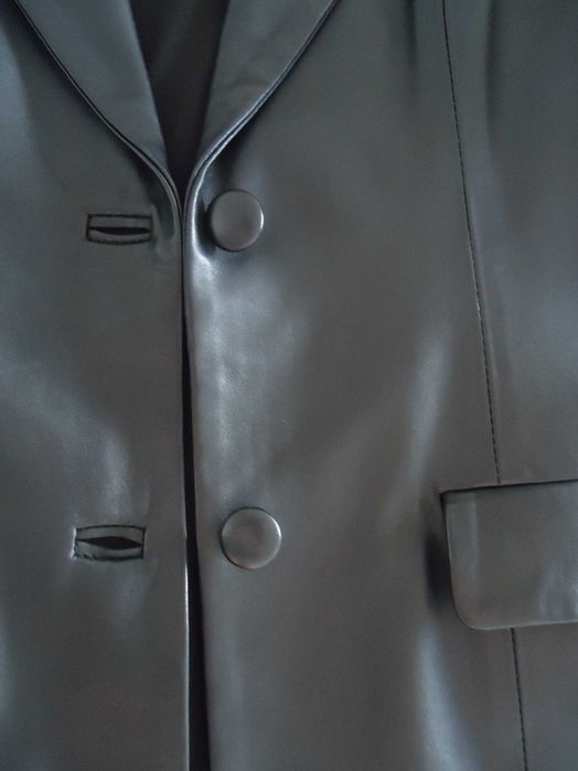 Casa da Peles  -  Blazer slim fit em cabedal polido