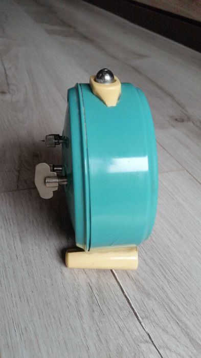 Stary budzik Mera-Poltik