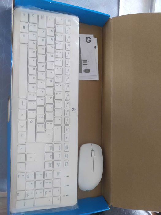 Klawiatura i Mysz HP 230 biały