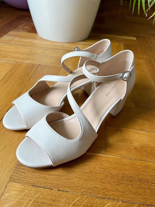 Buty ślubne r. 38