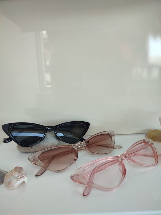Óculos de sol em várias cores