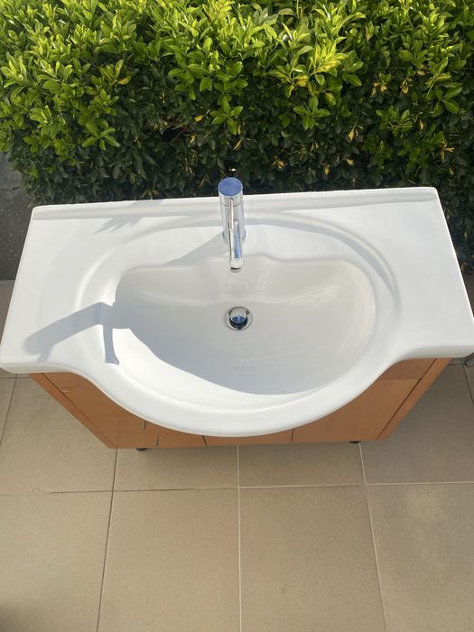 Lavatório casa de banho