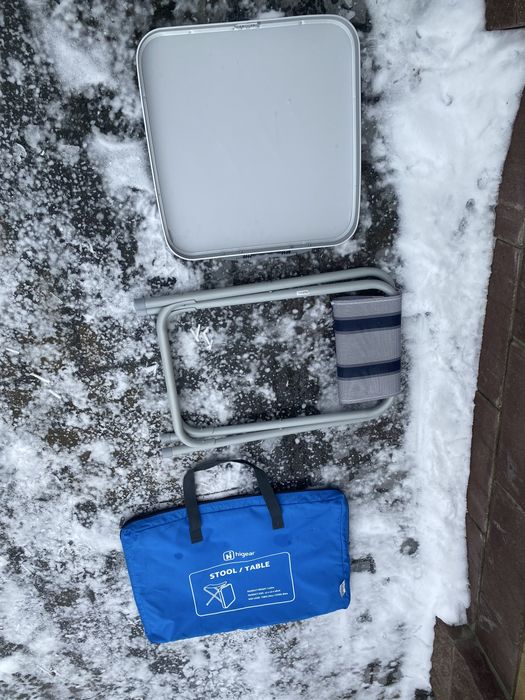 Складной набор кемпинговой мебели Hi-Gear, состоящий из стула и стола