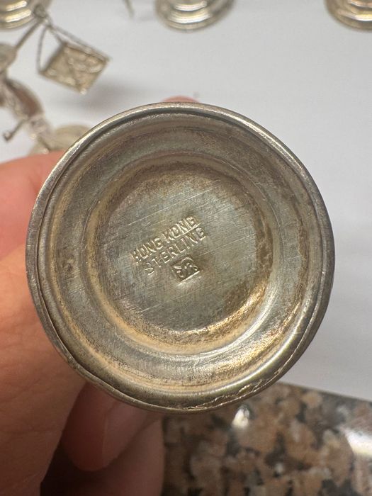 Estatueta de prata chinesa do início do século XX.