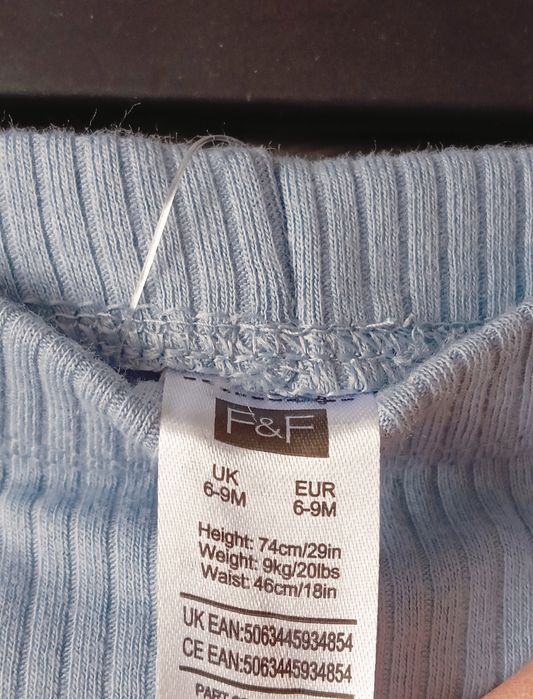 3 pary legginsów, 3 pary spodni, spodnie niemowlęce, 6-9 m-cy