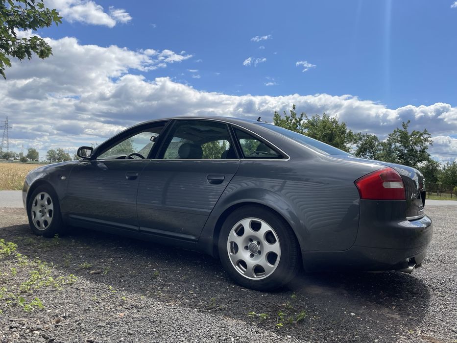 Audi A6 C5  3.0 V6 sedan
