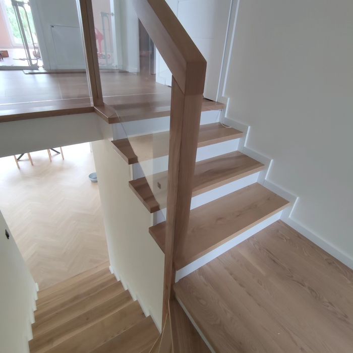 Stopnie drewniane schody trepy JESION -lite drewno