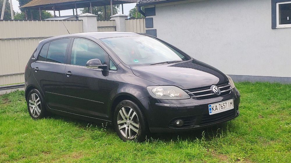 Продам Volkswagen Golf 5 Plus
