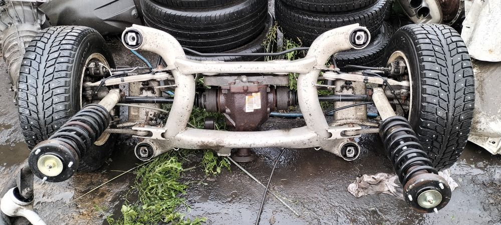 Zawieszenie belka sanki tył BMW E39 540i v8