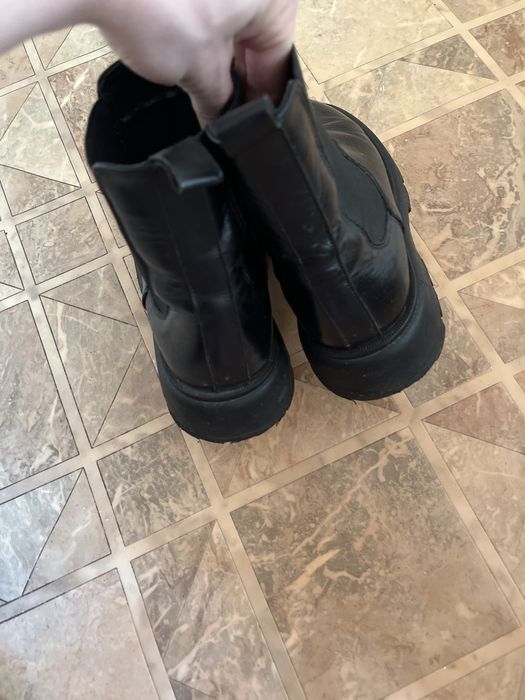 Продам зимние сапоги 39 размер