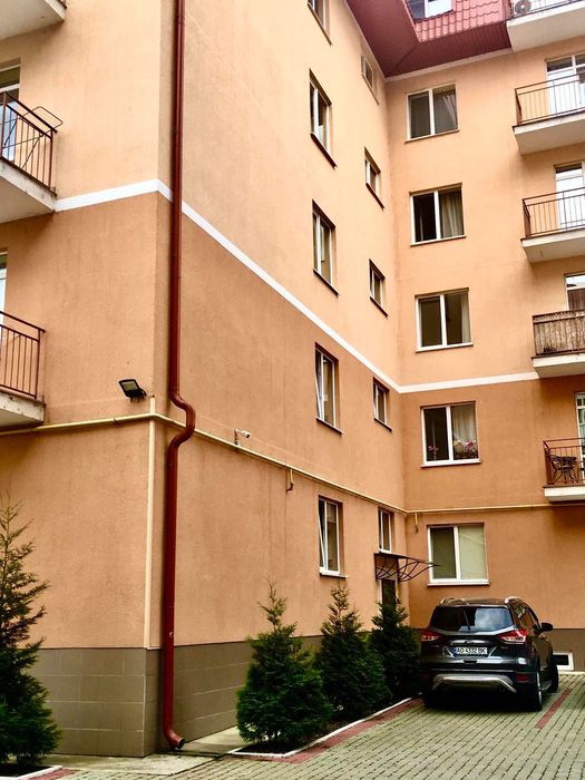 Затишна квартира подобово в центрі Мукачева біля Ратуші