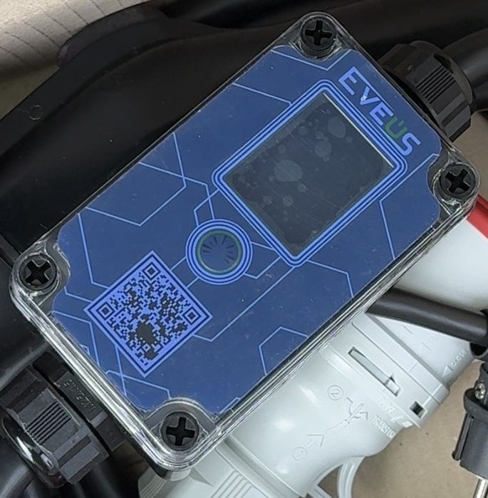 Зарядний пристрій для авто Eveus  Svartex від 7А Tesla Nacs T1 T2 GBT