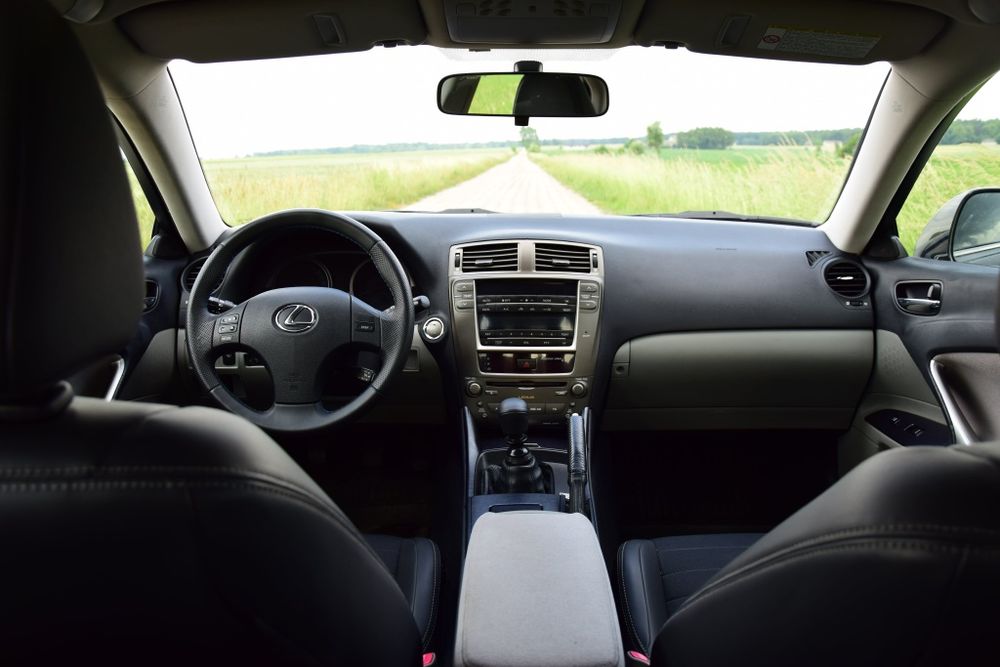 Lexus is220d   czytaj opis