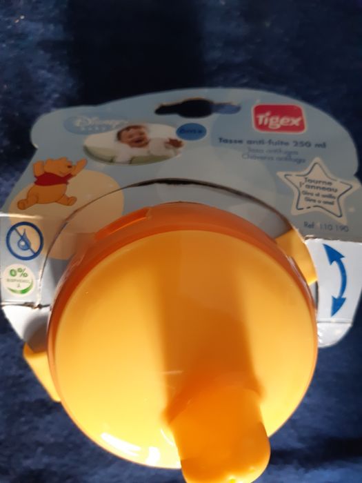 Chávena - Caneca de bebé anti-fuga da Tigex (nova)