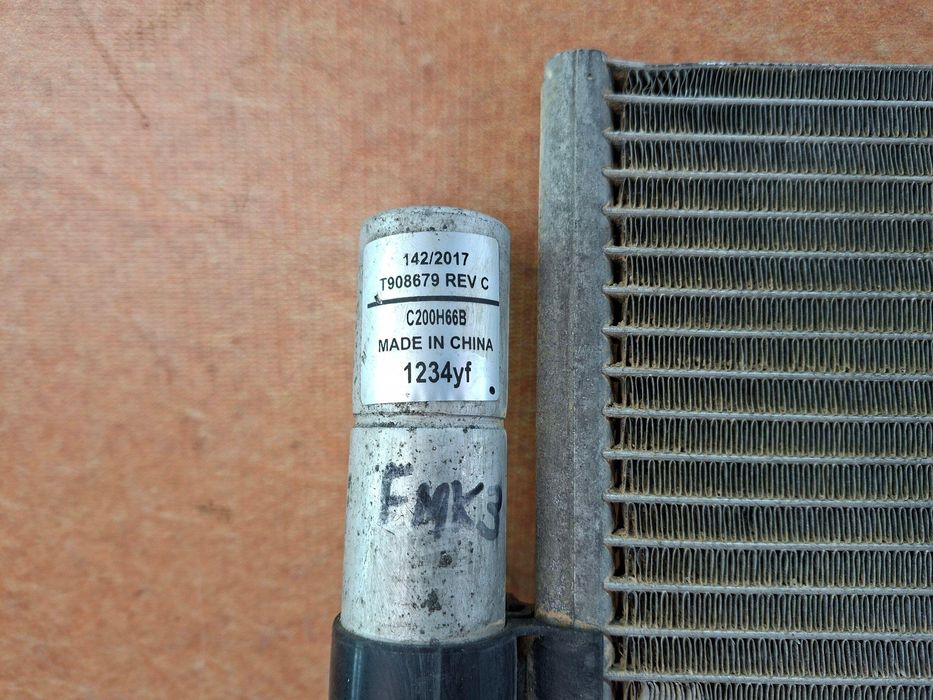 Ford Focus MK3 11- 1.5 TDCI Transit Connect MK2 Радиатор кондиционера