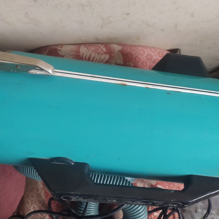 Пылесос Ракета рабочий