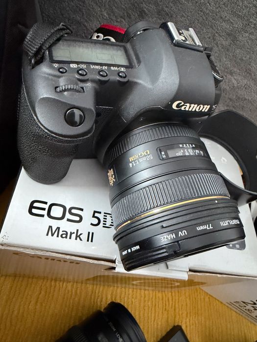 Zestaw Canon 5D Mark II (Niski przebieg 75k) +  CANON EF 24-70mm f/2.8 L + CANON EF 70-210mm f/4 + Lampa Hähnel + Torba