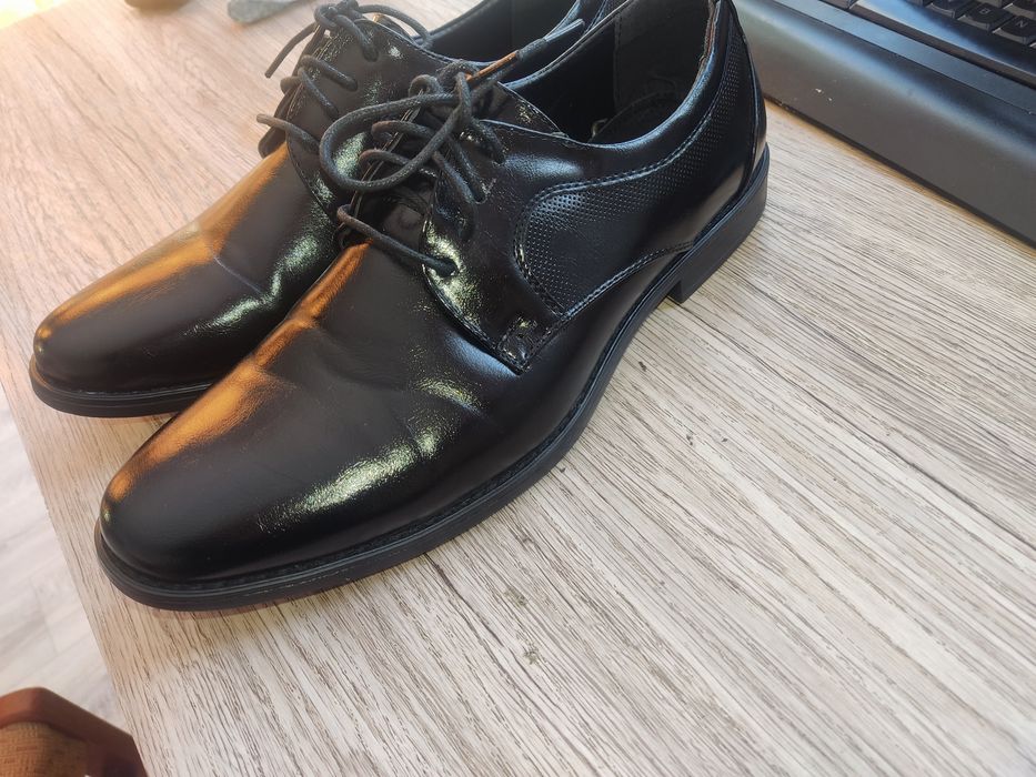 Pantofle męskie  czarne r43 nowe