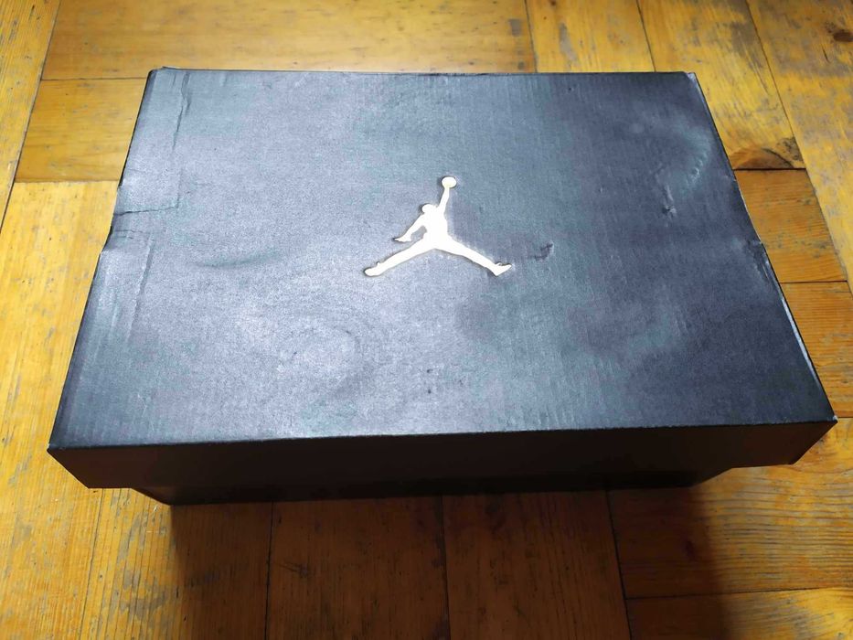 Nike Air Jordan 1 Mid Black Particle Grey Gym Red