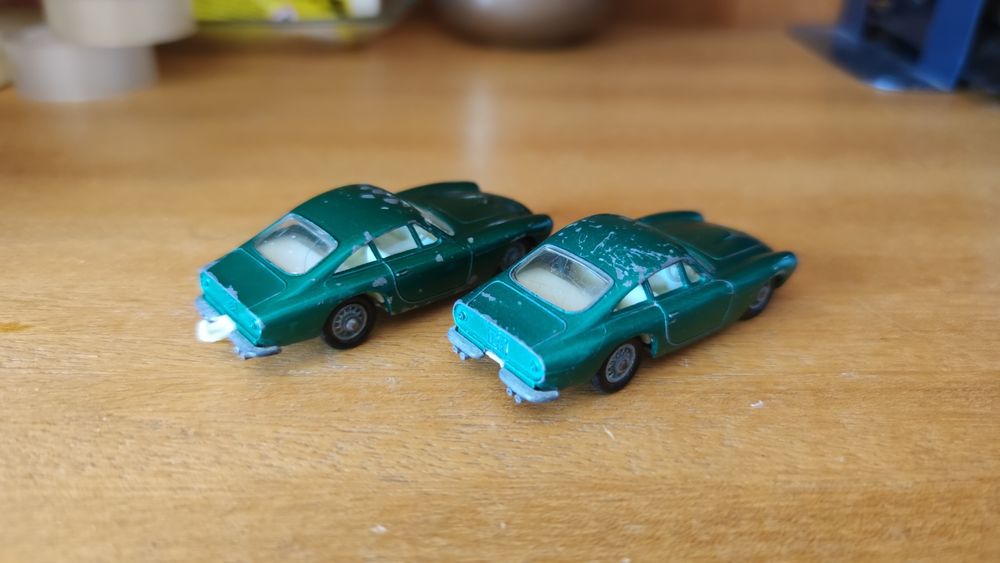 2 Lesney Matchbox Ferrari Berlinetta vintage