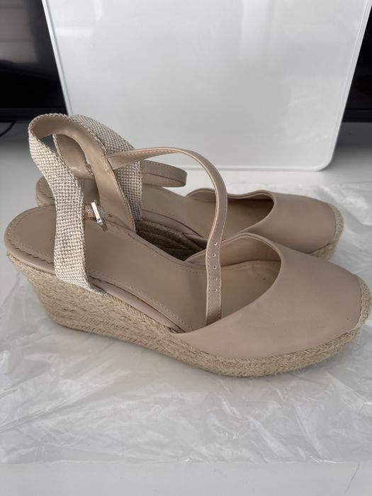 Sandalia creme plataforma vime Parfois