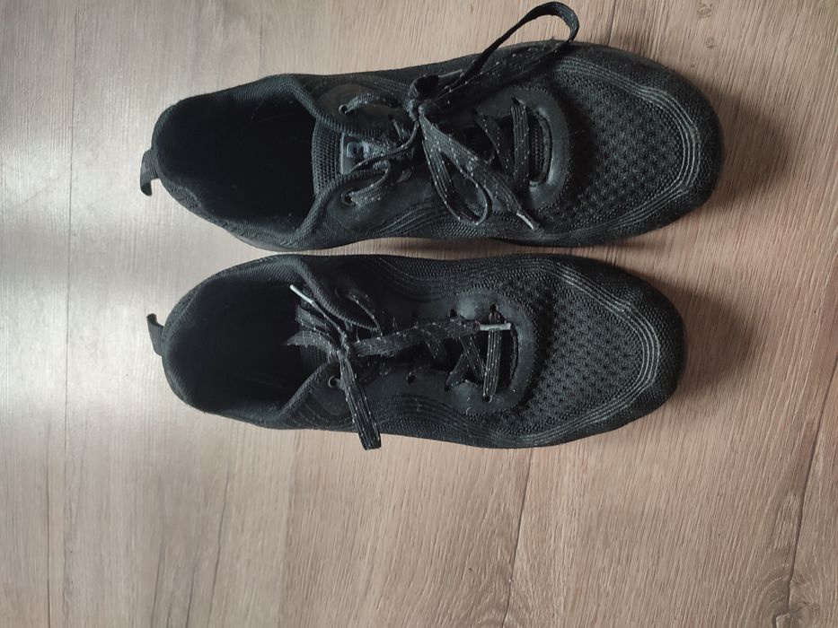 Buty sportowe dla chłopca rozmiar 41