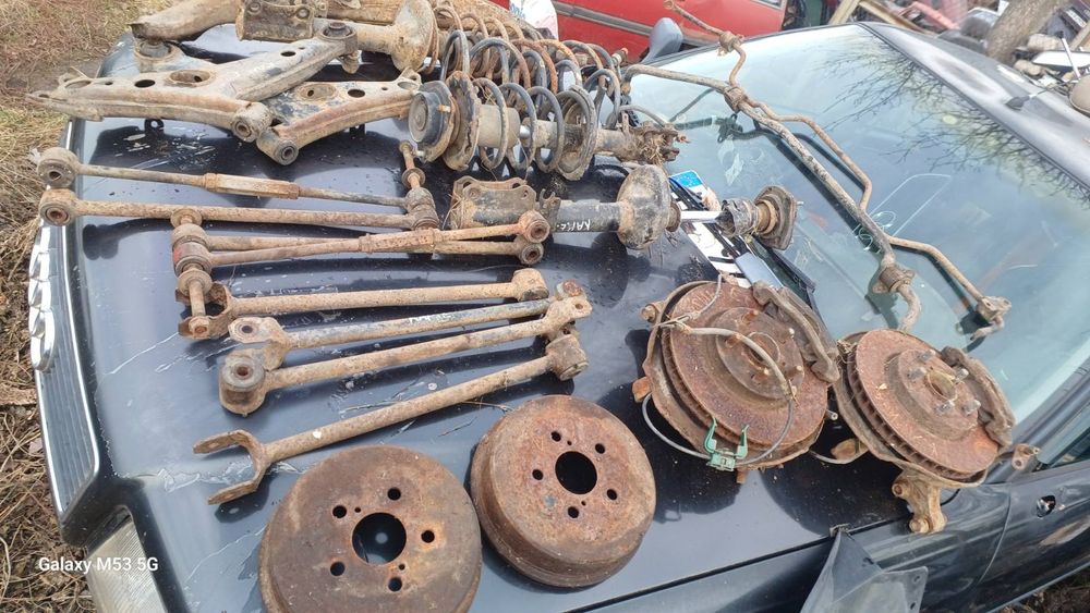 Балка тяга рычаг Тойота карина е TOYOTA CARINA E  CELICA