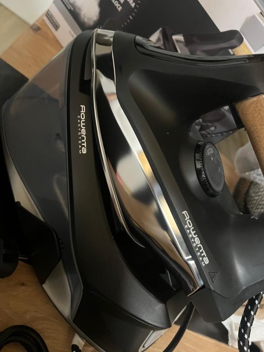 Ferro com Caldeira Rowenta Easy Steam Novo