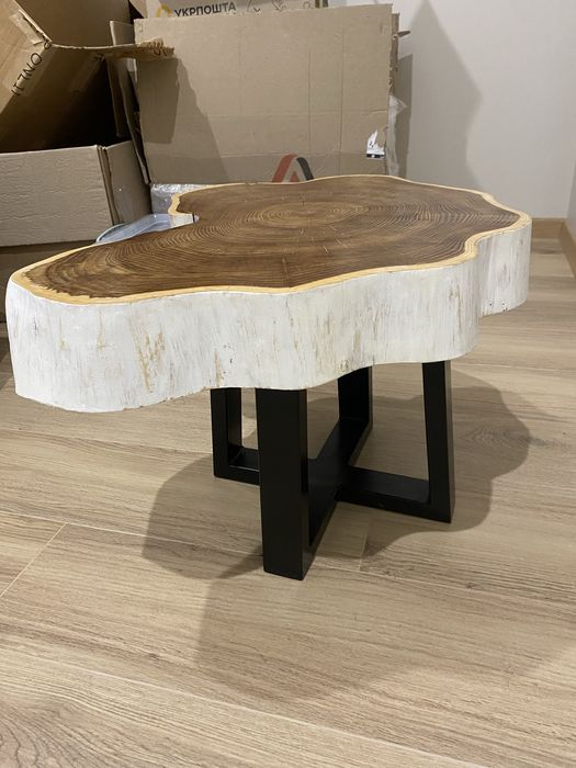 Столик зі слебу акації, кавовий столик, журнальний столик