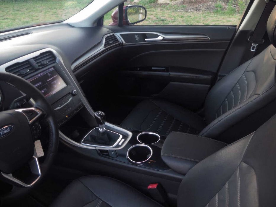 Ford Fusion SE      2013