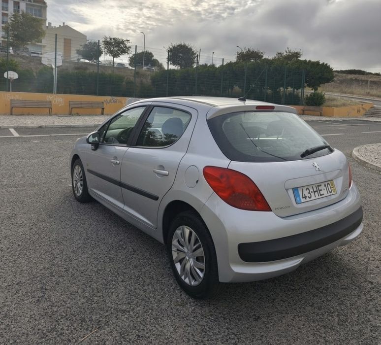 Peugeot 207 1.4 16v VTI 5p 75000Klm — photo 5