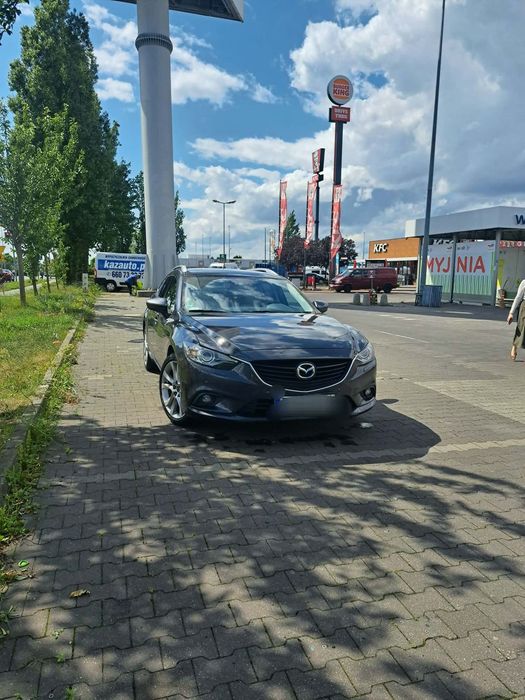 Mazda 6