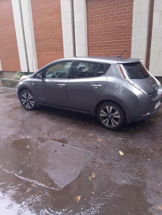 Nissan Leaf 2015