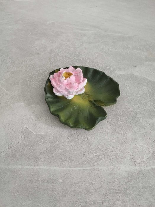 Садова фігура ЛАТАТТЯ