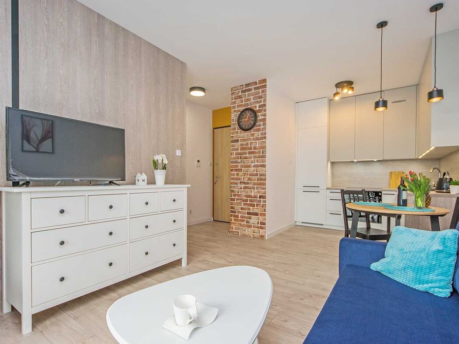 ZAJEZDNIA WRZESZCZ Apartament 2 pok.ul.Gen.Józefa Hallera+HalaGarażowa