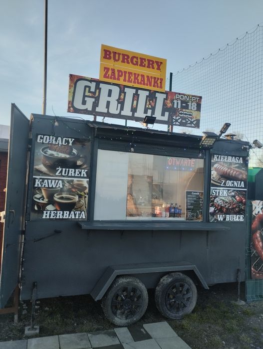 Sprzedam przyczepę gastronomiczna.
Przyczepa w dobrym stanie gotowa do