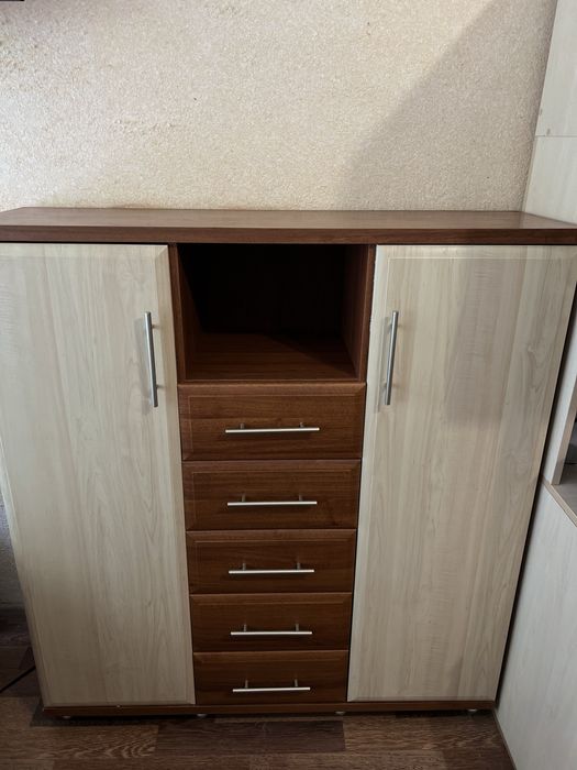 Продам комод в спальню/ дитячу/