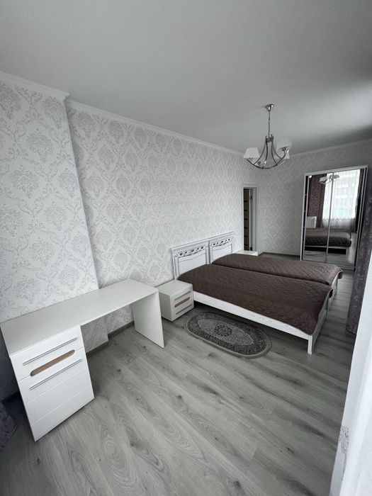 Продам простору 2-кімнатну квартиру з ремонтом у м.Трускавець